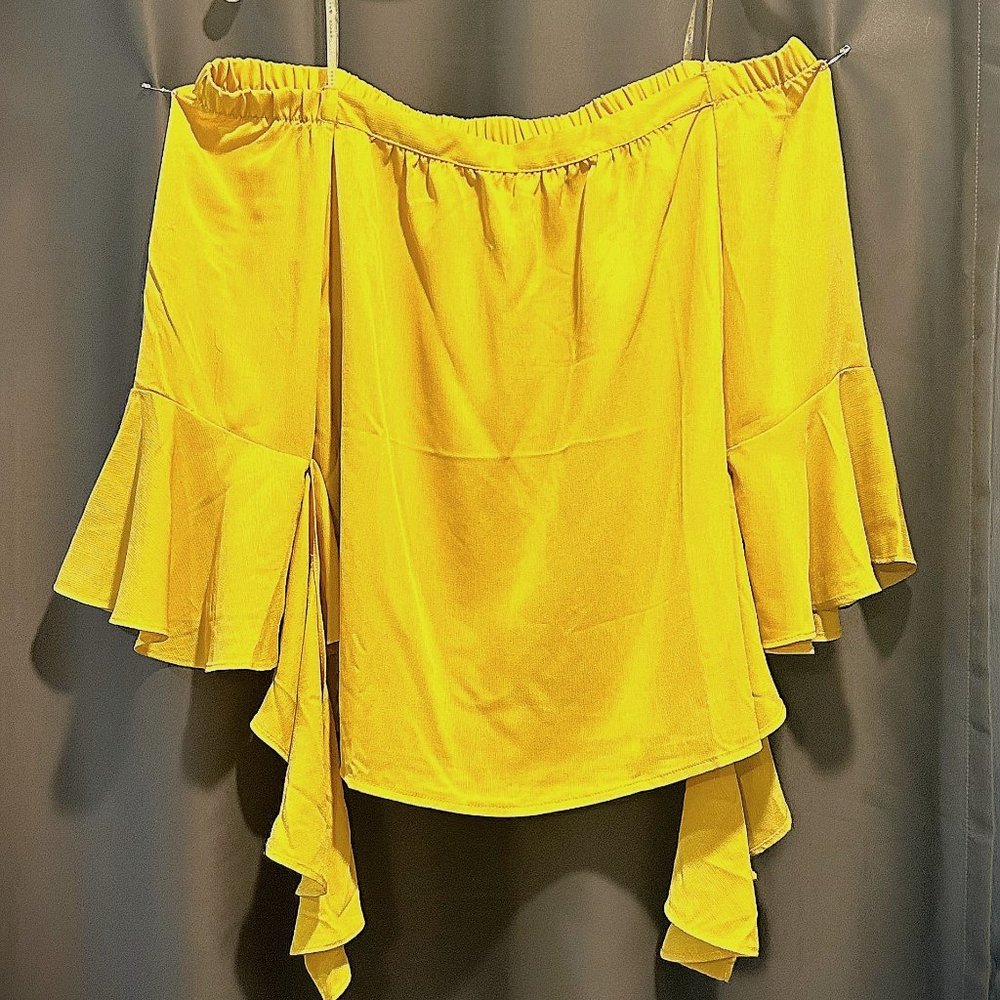 Haute Monde off the Shoulder Top